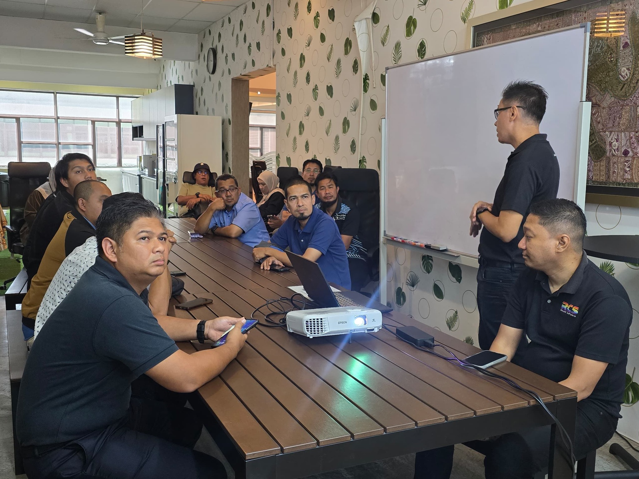 Article gallery image 3